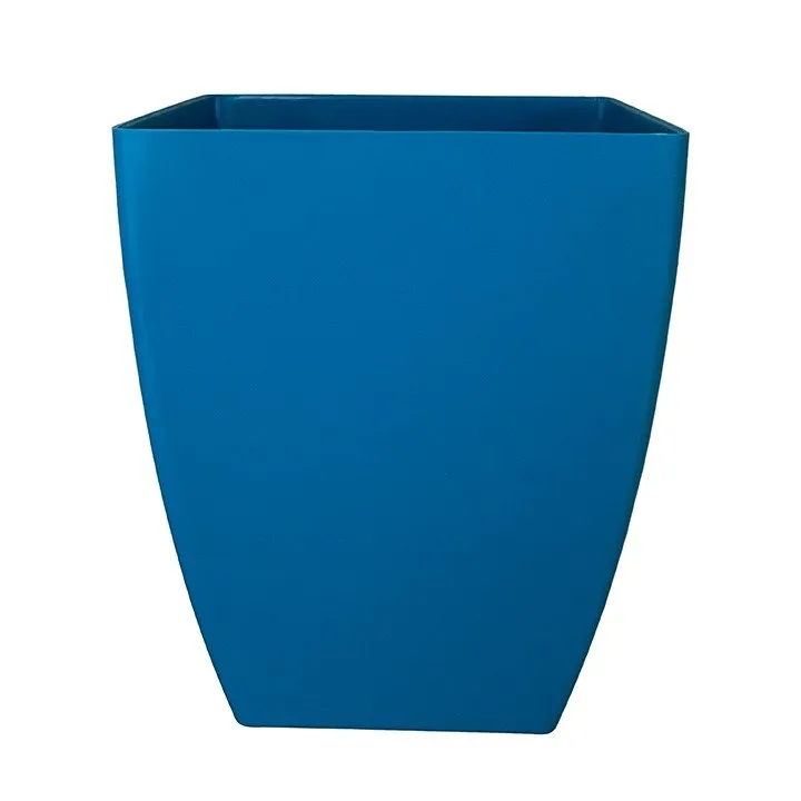 Nexus Square Tower Pots view 5