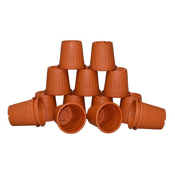 Plastic Pots Manufacturers